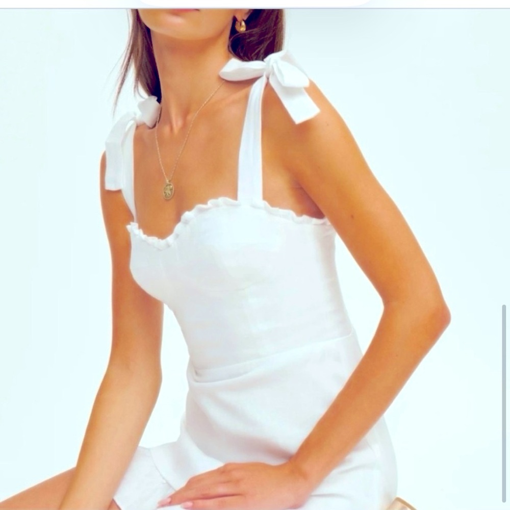 💖HOST PICK💖NWT- Reformation Desiree White Linen Dress- GORGEOUS Size:4 - Picture 4 of 13